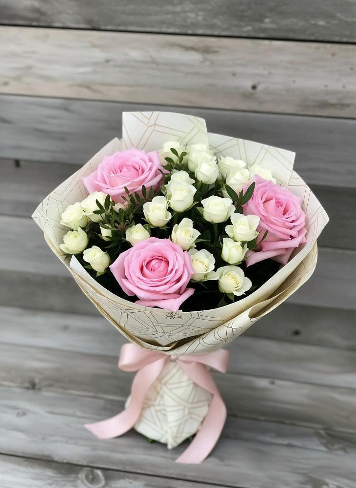 Букет цветов из: Розы в Кохме