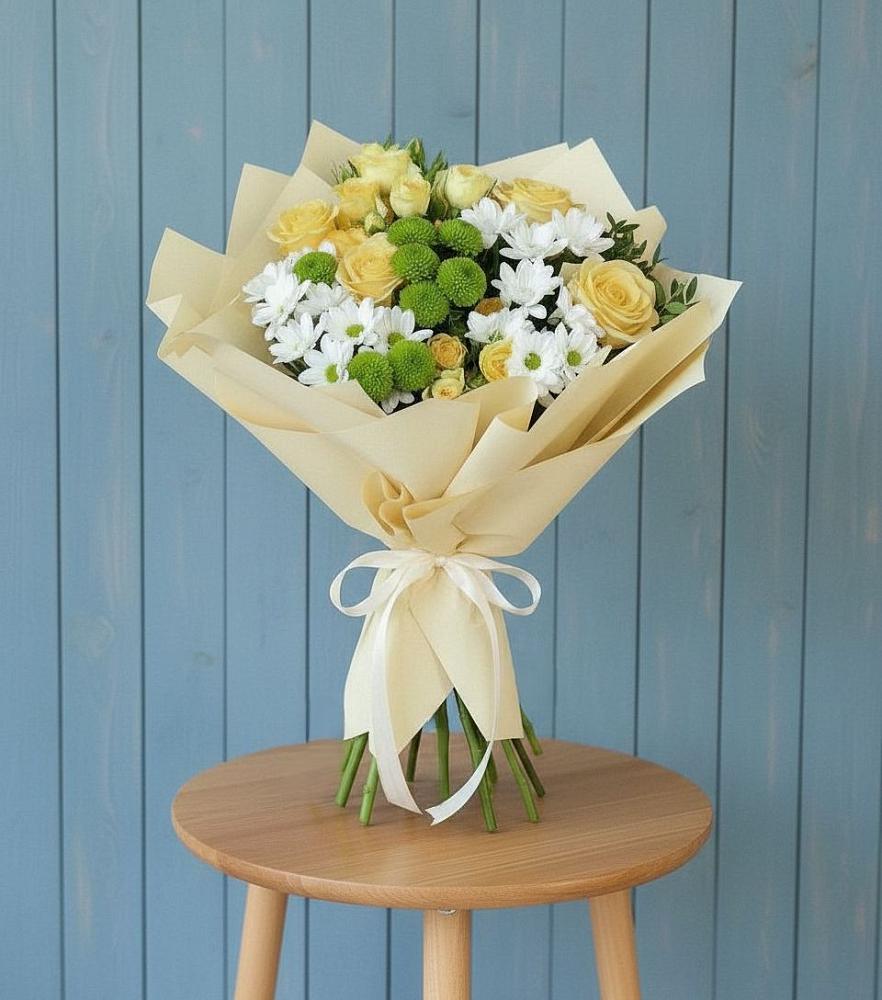 Букет цветов из: Хризантемы и Розы в Кохме
