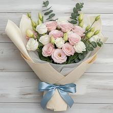 Букет цветов из:  Лизиантусы в Кохме