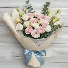 Букет цветов из:  Лизиантусы в Кохме