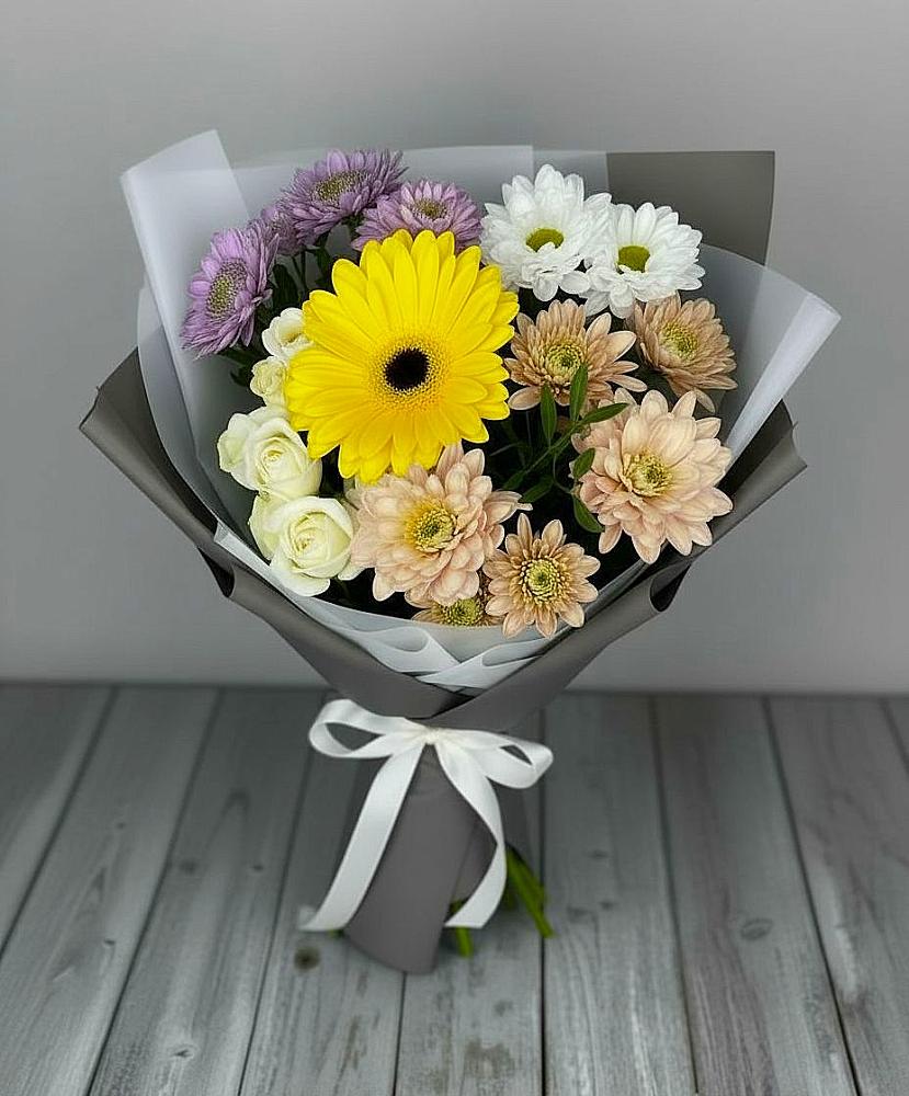 Букет цветов из: Розы, Герберы и Хризантемы в Кохме