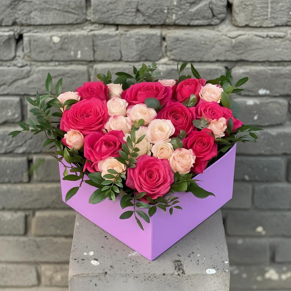 Цветочная композиция из Розы в коробке в Кохме