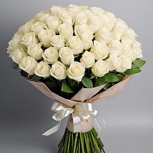 Букет 101 беля роза Белоснежка в Кохме