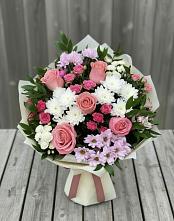 Букет цветов из:  Альстромерии, Гвоздики, Розы и Хризантемы в Кохме
