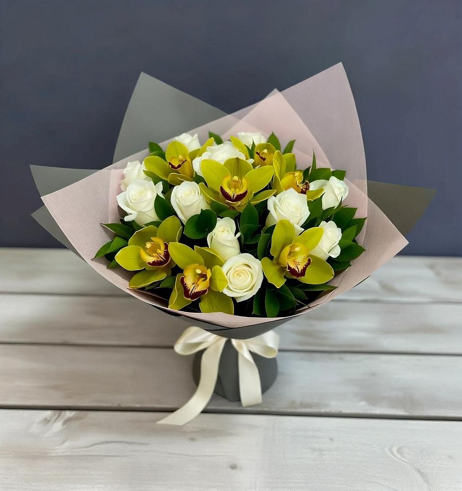 Букет цветов из: Орхидеи и Розы в Кохме