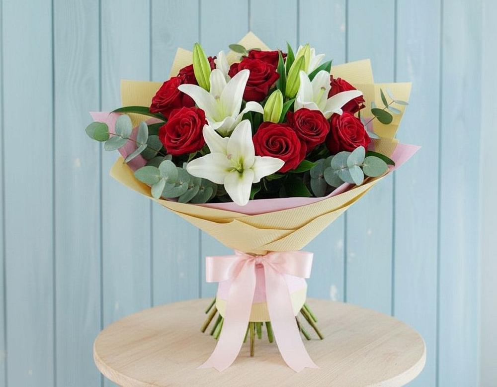 Букет цветов из: Лилии и Розы в Кохме